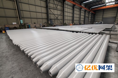 临湘网架喷漆车间